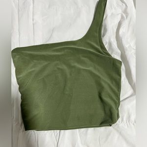 One shoulder crop top